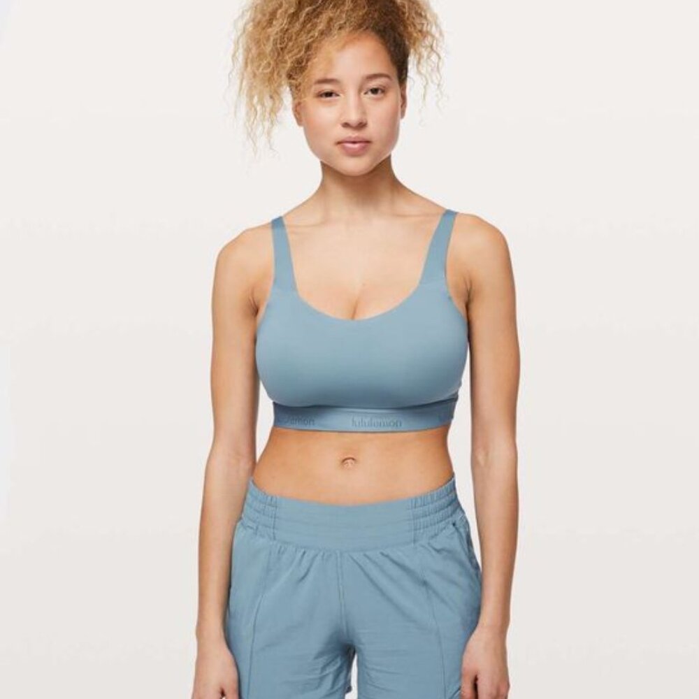 Lululemon Fine Form Bra, Utility Blue UTYB, Size 32C EUC